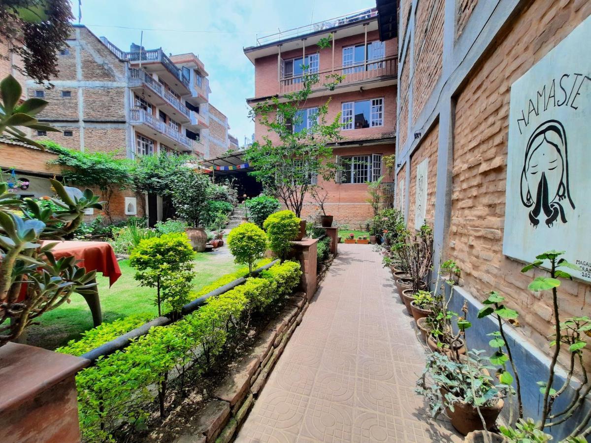 بهاكتابور Pradhan House - Home Stay With Garden المظهر الخارجي الصورة