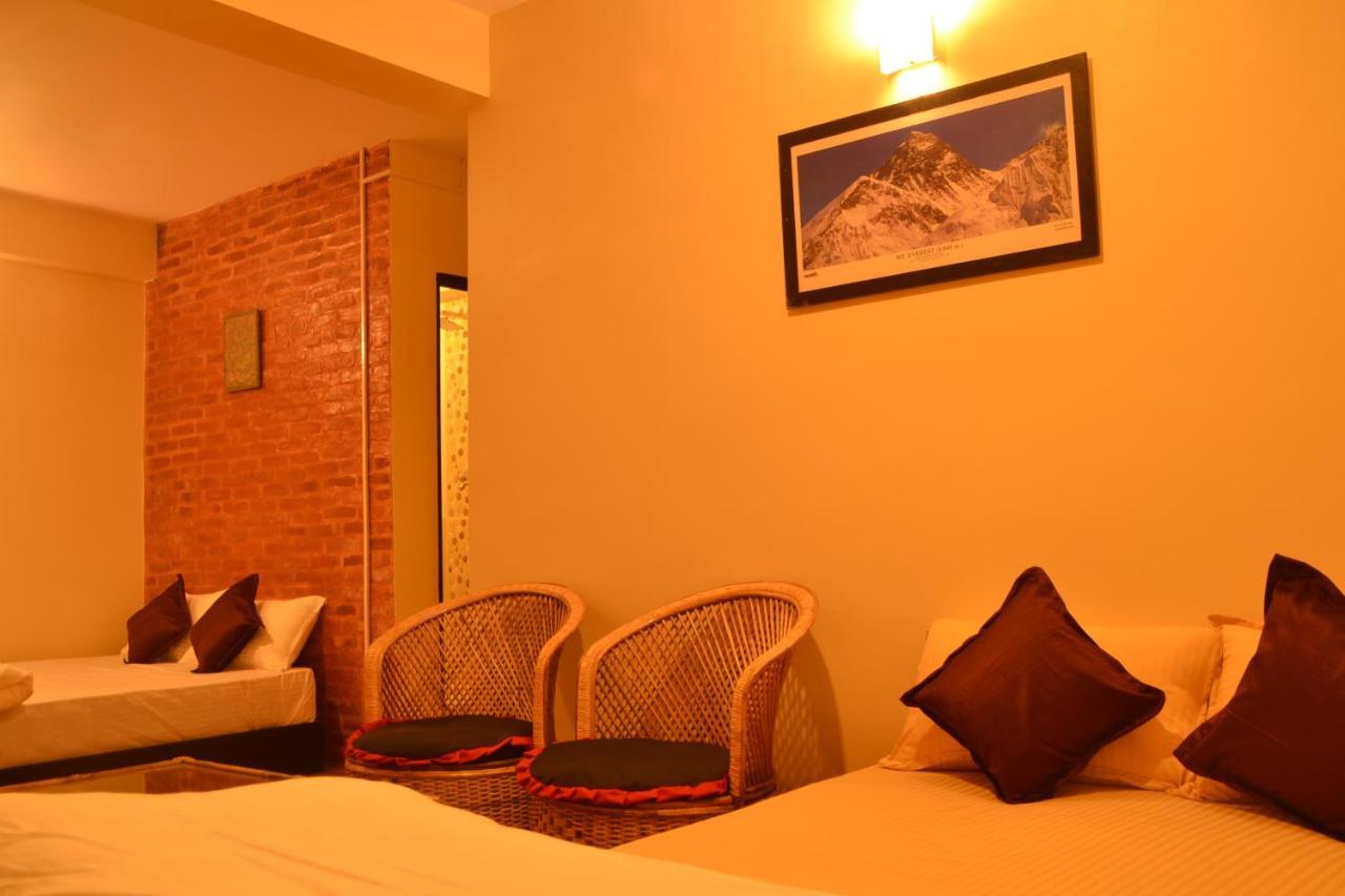 بهاكتابور Pradhan House - Home Stay With Garden المظهر الخارجي الصورة