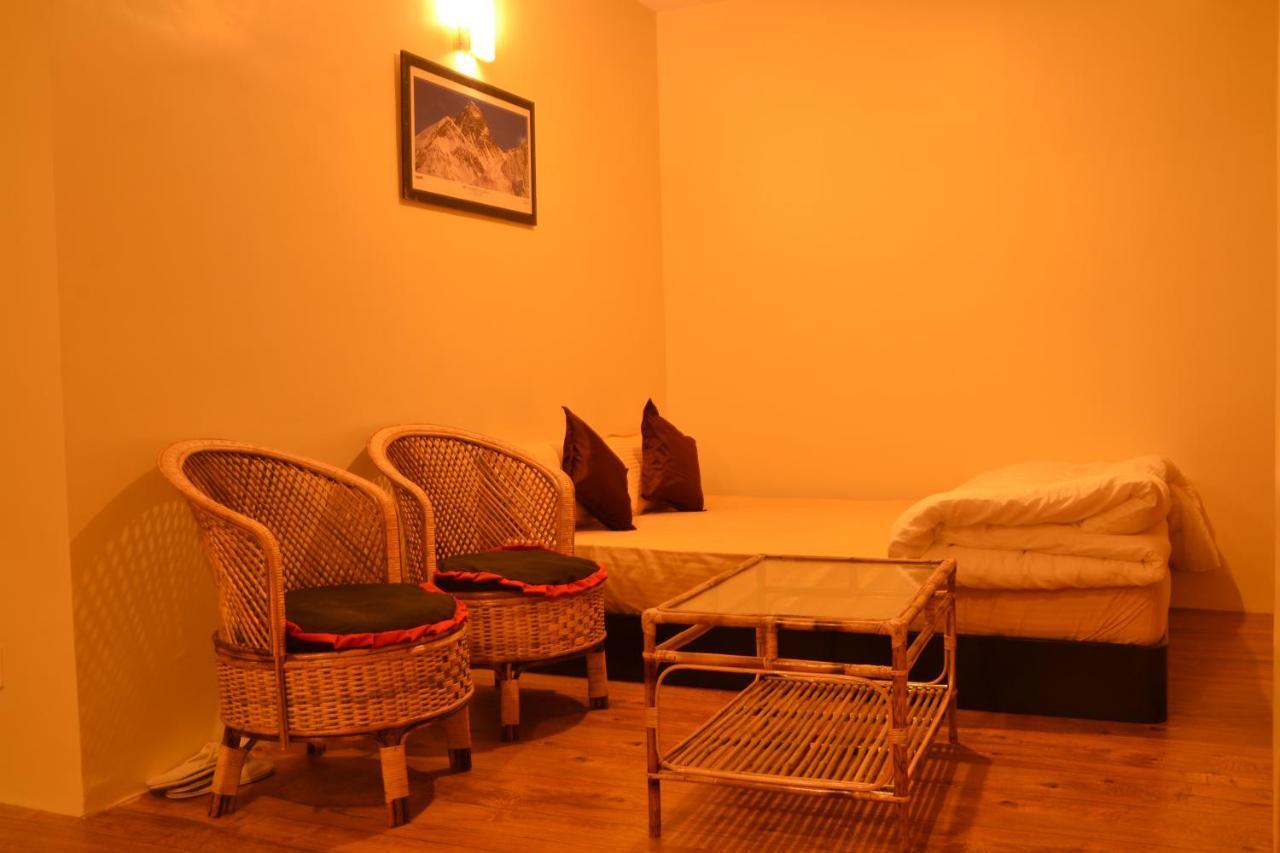 بهاكتابور Pradhan House - Home Stay With Garden المظهر الخارجي الصورة